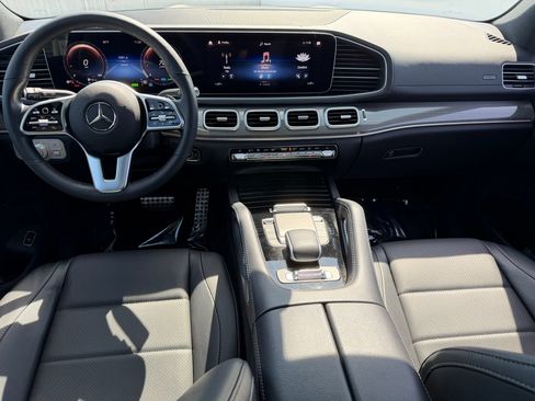 Used 2022 Mercedes-Benz GLS 450 4MATIC image 15