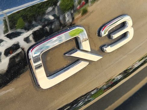 Used 2020 Audi Q3 2.0T Premium AWD/4WD image 12