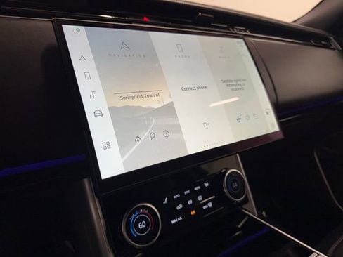 Used 2023 Land Rover Range Rover SE image 72