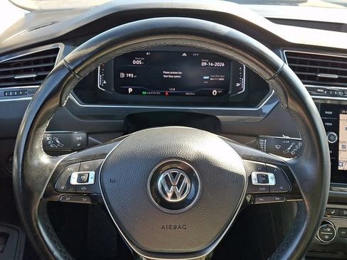 Used 2019 Volkswagen Tiguan SEL w/ 3rd Row Seat Package AWD/4WD image 20