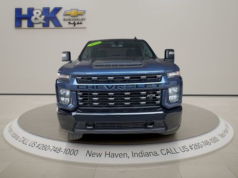 Used 2020 Chevrolet Silverado 2500 Custom w/ Custom Value Package image 2