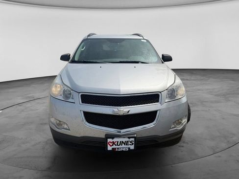 Used 2012 Chevrolet Traverse LS FWD image 3