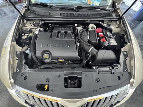 Used 2011 Lincoln MKS w/ 101A Rapid Spec Order Code image 38