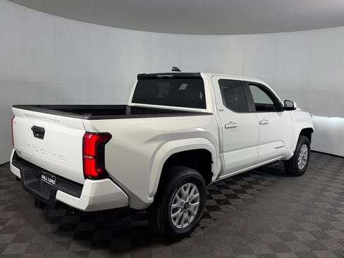 Used 2025 Toyota Tacoma SR5 image 8