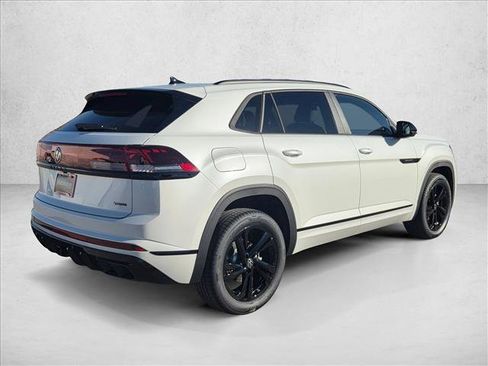 New 2026 Volkswagen Atlas Cross Sport SEL R-Line image 2