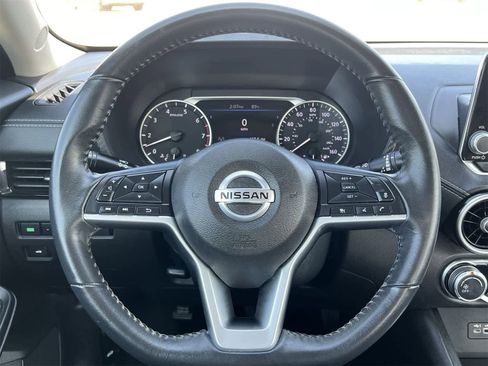 Used 2022 Nissan Sentra SV image 23