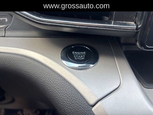 Used 2023 Ford Explorer XLT w/ Equipment Group 202A AWD/4WD image 17