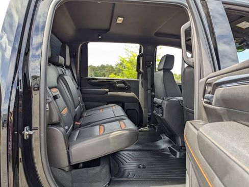 Used 2025 GMC Sierra 2500 AT4 AWD/4WD image 48