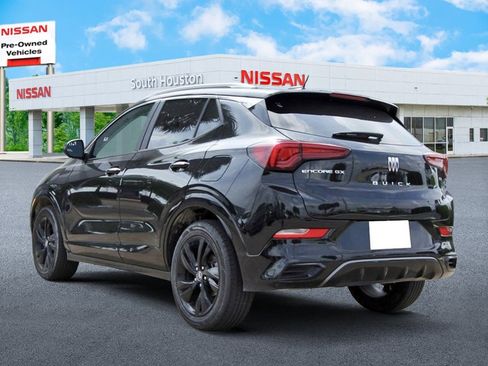 Used 2024 Buick Encore GX Sport Touring FWD image 3