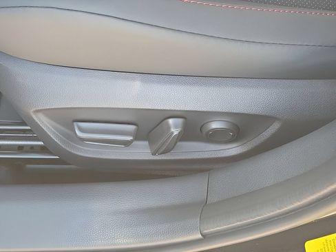 New 2026 Toyota Prius Plug-In Hybrid FWD image 23