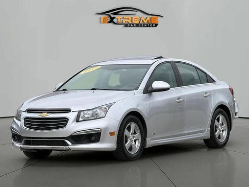 Used 2015 Chevrolet Cruze LT w/ Sun And Sound Package FWD image 1