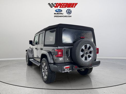 Used 2019 Jeep Wrangler Unlimited Sahara w/ Dual Top Group image 5