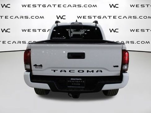 Used 2022 Toyota Tacoma SR image 7