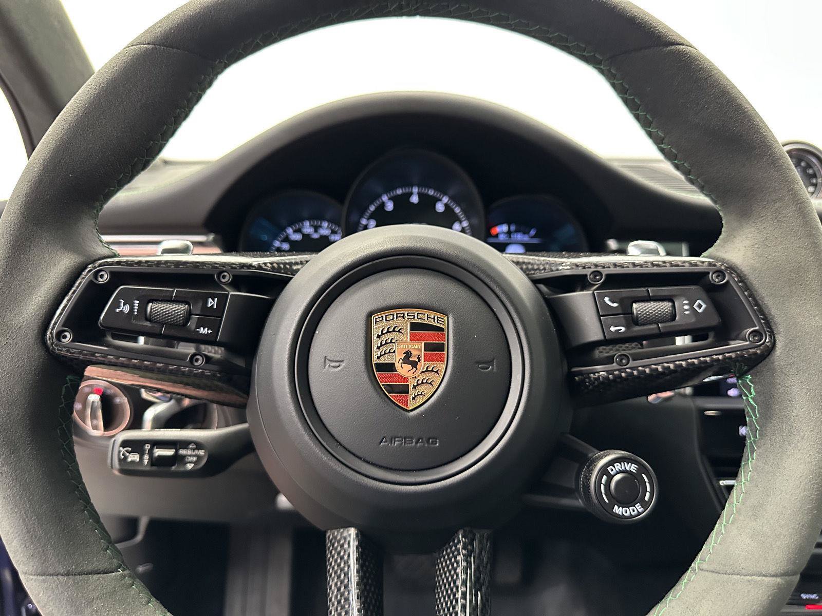 Used 2023 Porsche Macan GTS AWD/4WD image 25