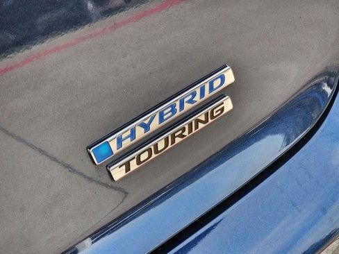 Used 2025 Honda Accord Touring image 9