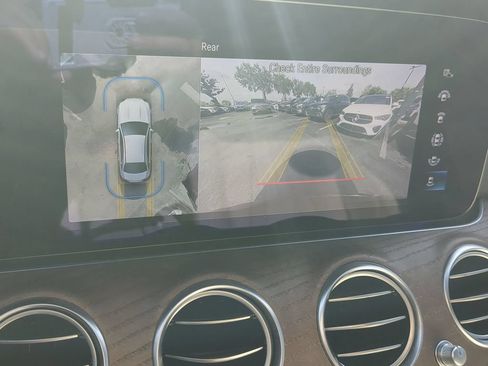 Certified 2022 Mercedes-Benz E 350 Sedan image 7
