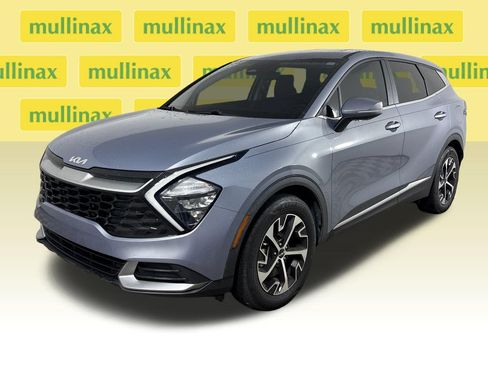 Used 2023 Kia Sportage EX FWD image 12