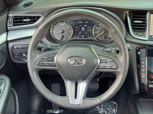 Used 2020 INFINITI QX50 Essential w/ Edition 30 Package FWD image 19