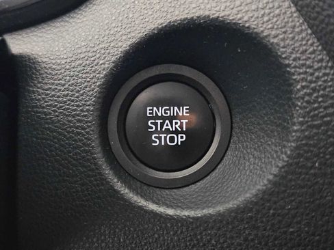 Used 2024 Toyota Corolla Cross XLE w/ Convenience Package image 30