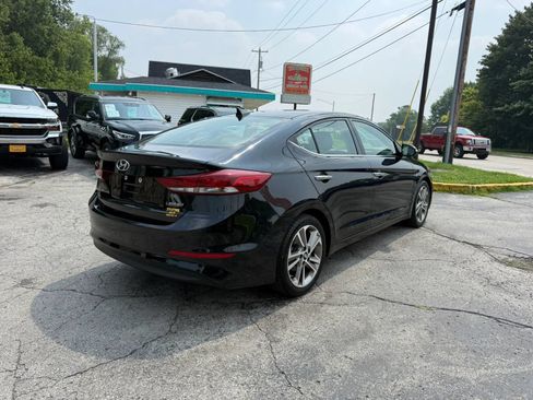 Used 2017 Hyundai Elantra Limited w/ Limited Ultimate Package 05 FWD image 5