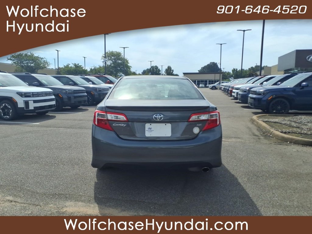 Used 2013 Toyota Camry SE FWD image 4