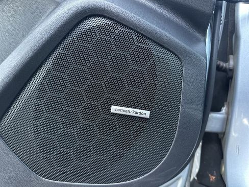 Used 2022 Subaru Ascent Touring w/ Popular Package #2A image 16