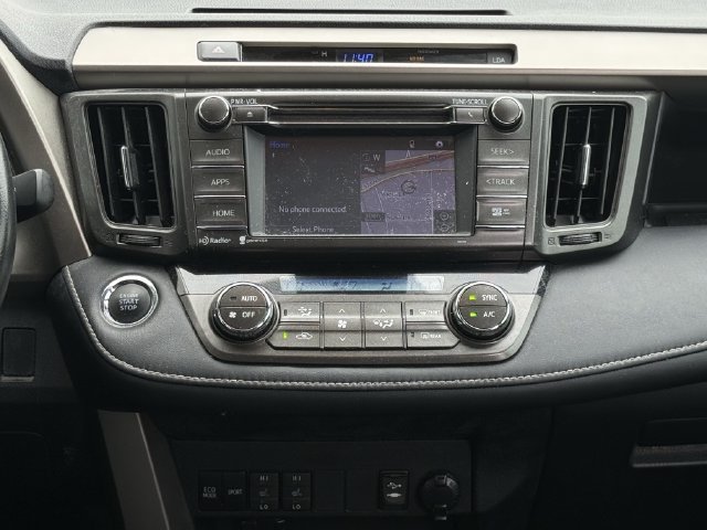 Used 2014 Toyota RAV4 Limited w/ Technology Package FWD image 17