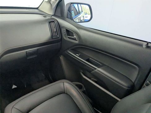 Used 2022 GMC Canyon AT4 image 41