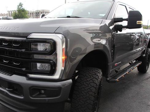 Used 2023 Ford F350 Lariat w/ Lariat Ultimate Package AWD/4WD image 59