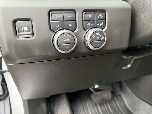 Used 2025 GMC Sierra 2500 Denali Ultimate AWD/4WD image 21