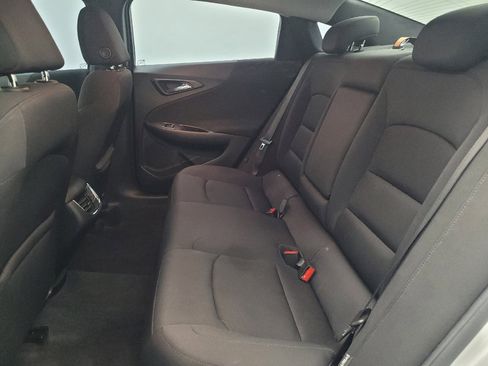 Used 2022 Chevrolet Malibu LT FWD image 18