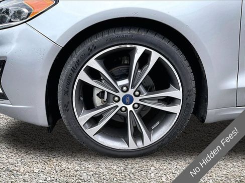 Used 2020 Ford Fusion Titanium AWD/4WD image 9