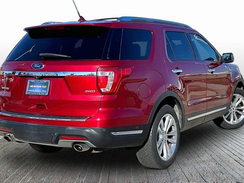 Used 2018 Ford Explorer Limited w/ Equipment Group 301A image 9