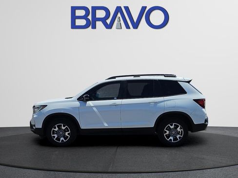 Used 2022 Honda Passport TrailSport image 6