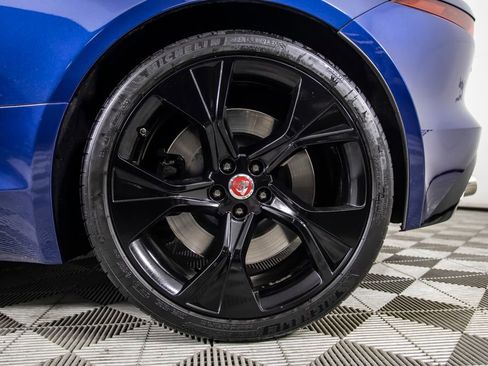 Used 2023 Jaguar F-TYPE Coupe image 39