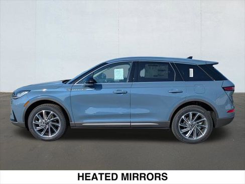 New 2025 Lincoln Corsair FWD w/ Equipment Group 101A image 3