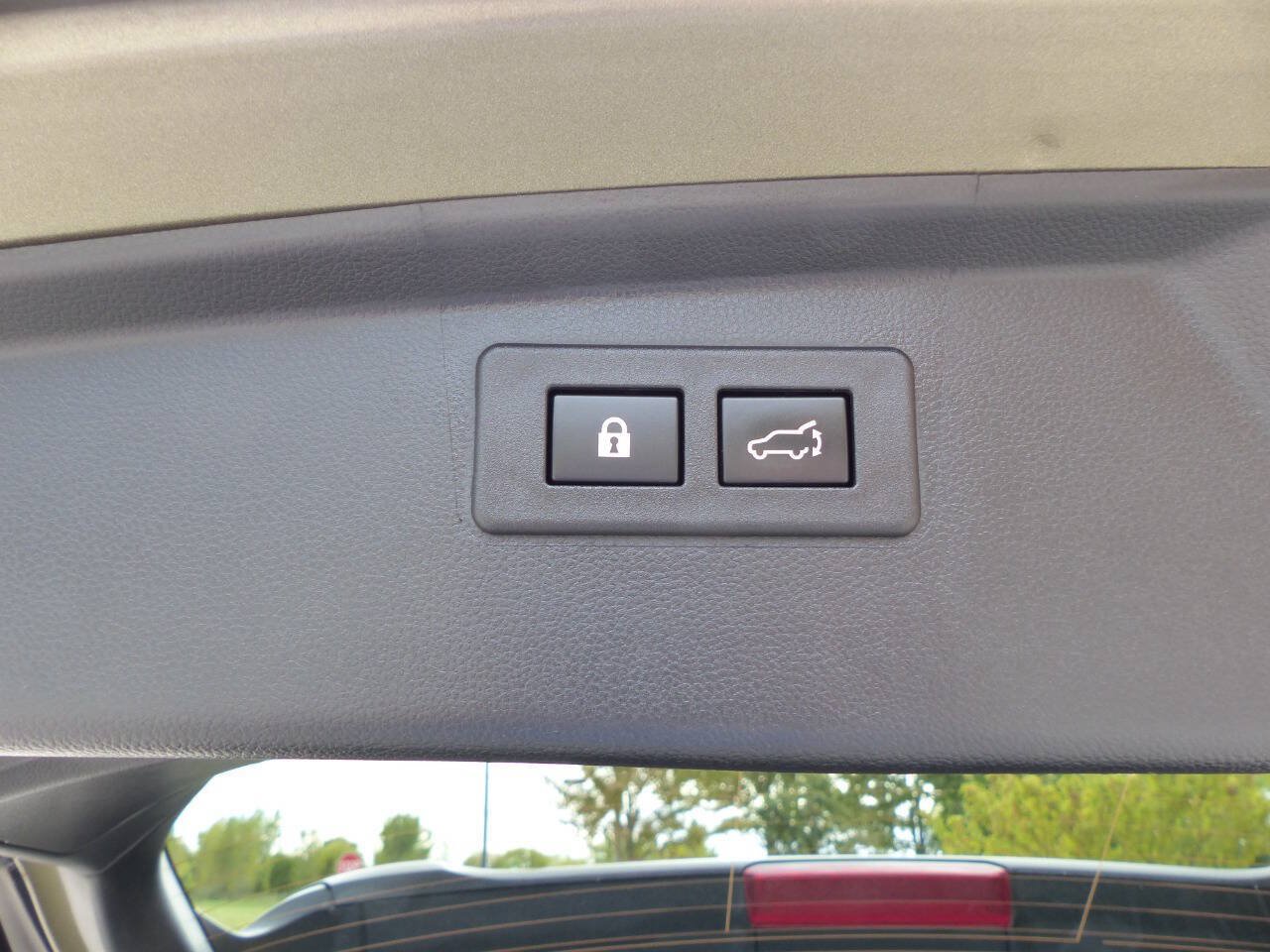 Used 2023 Subaru Outback Premium AWD/4WD image 45