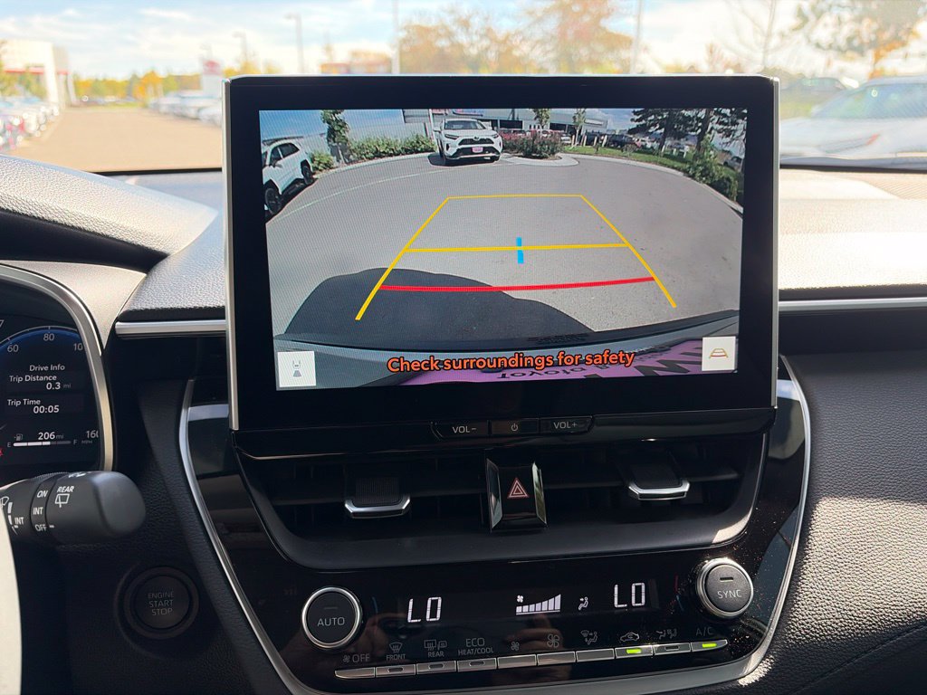 Used 2026 Toyota Corolla Cross XLE FWD image 27