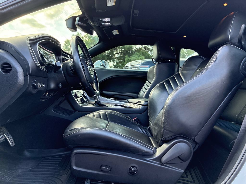 Used 2022 Dodge Challenger SRT Hellcat w/ Plus Package RWD image 24