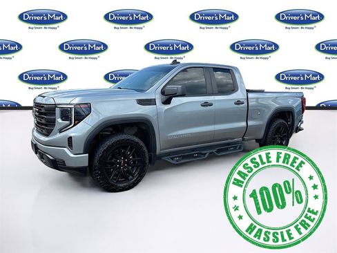 Used 2023 GMC Sierra 1500 Pro w/ Graphite Edition AWD/4WD image 3