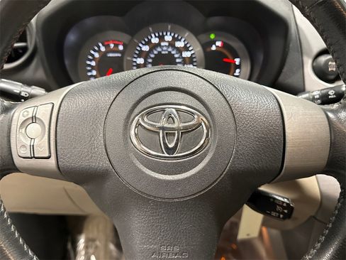 Used 2006 Toyota RAV4 Limited image 20
