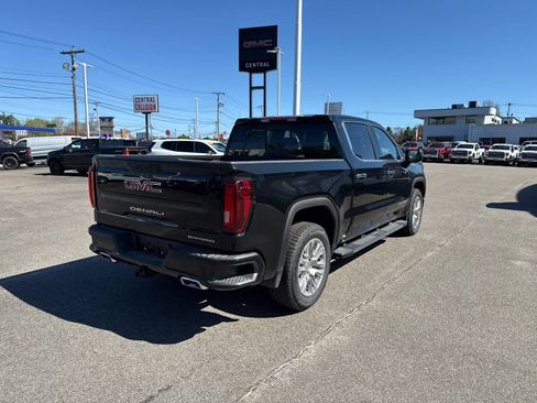 New 2026 GMC Sierra 1500 Denali AWD/4WD image 5