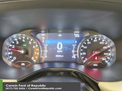 Used 2024 Jeep Compass Limited AWD/4WD image 13