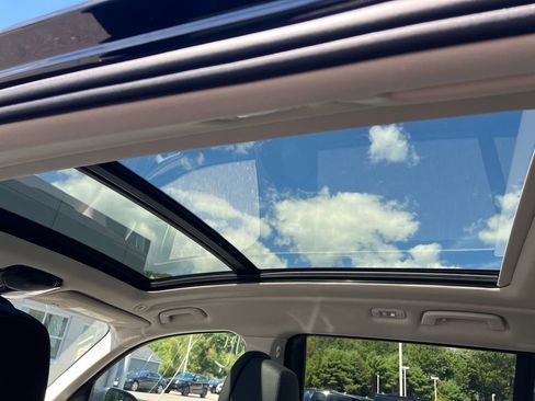 Used 2024 BMW X7 xDrive40i image 30