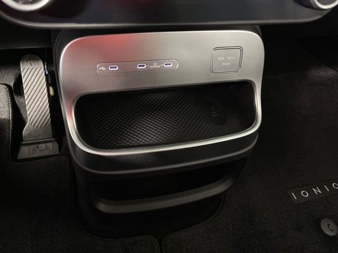 New 2026 Hyundai Ioniq 9 Limited image 28