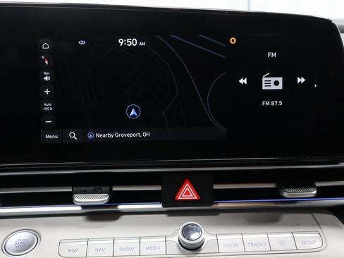 Certified 2023 Hyundai Elantra Limited image 2