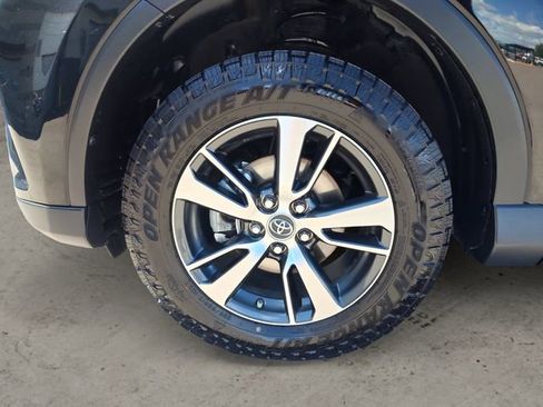 Used 2018 Toyota RAV4 XLE w/ Plus Extra Value Package AWD/4WD image 14