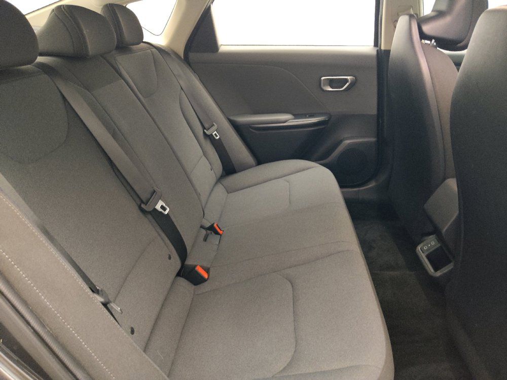 Used 2025 Kia K4 FWD image 19