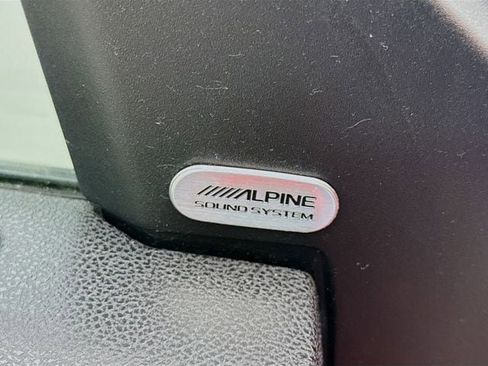 Used 2018 Dodge Charger R/T image 20