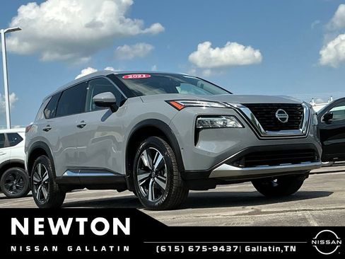 Used 2021 Nissan Rogue Platinum FWD image 24
